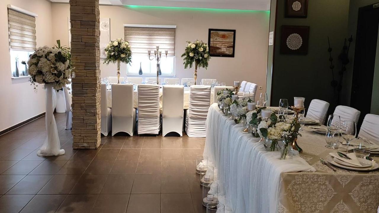 Bed & Breakfast Marta & Tona Кустичі Екстер'єр фото
